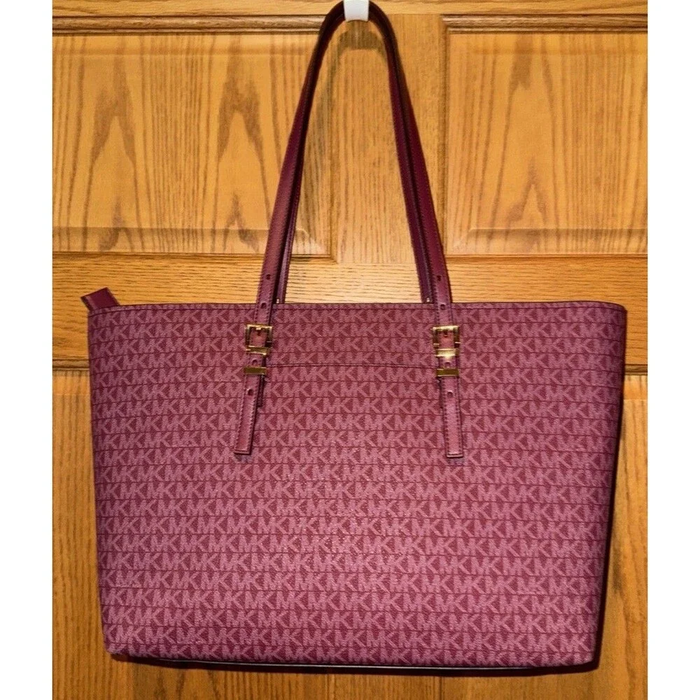 Michael Kors Mulberry Signature Quinn Large Logo TZ Tote Bag 30T5GQNT9V 17x11x4”